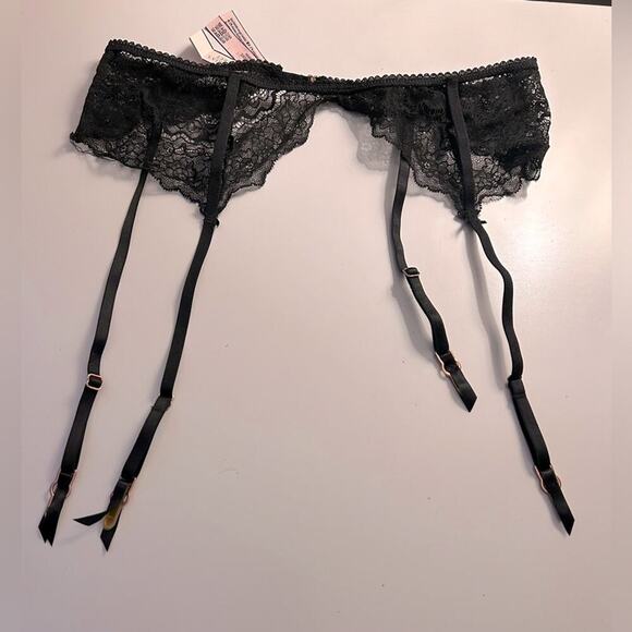 Nwt- Victoria secret lace garter belt - Picture 2 of 5